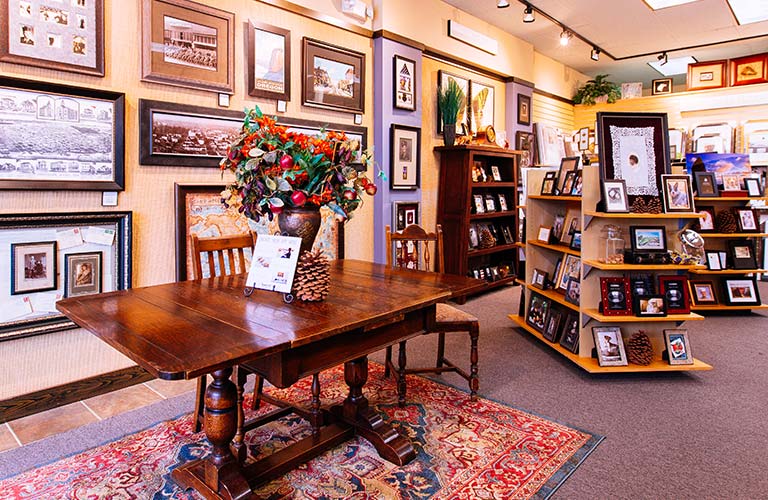 Do It Yourself Framing Stores Near Me / Frames And Company Do It